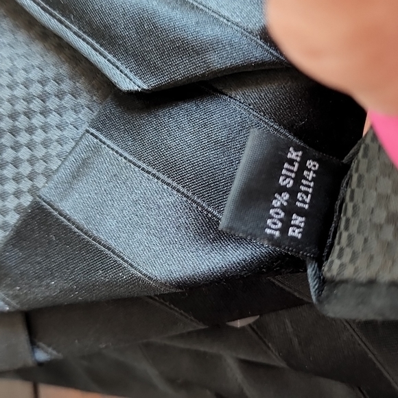 Lot of 4 Men's NWT / NWOT Silk Ties - Picture 13 of 16